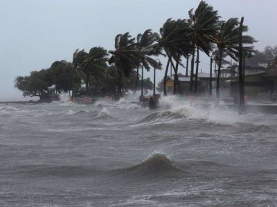 Ураган "Сэм" в Атлантике усилился до второй категории