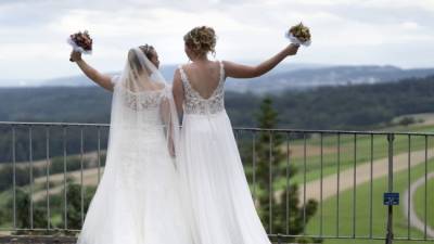 В Швейцарии пройдет референдум о легализации однополых браков
