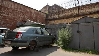 В Петербурге арестовали обвиняемых в заказном покушении на убийство из-за гаража