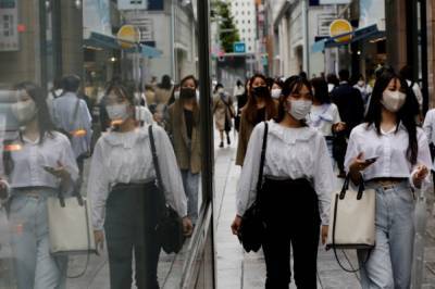 Япония к концу месяца может отменить режим ЧС из-за пандемии