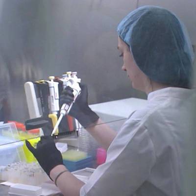 Эксперт: в России не зафиксировали развитие штаммов коронавируса опаснее, чем "дельта"