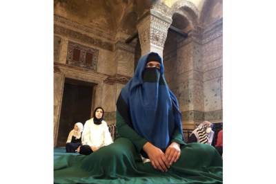 Надежда Савченко сфотографировалась в никабе и высказалась об исламе