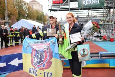 В Киеве проходят соревнования спасателей