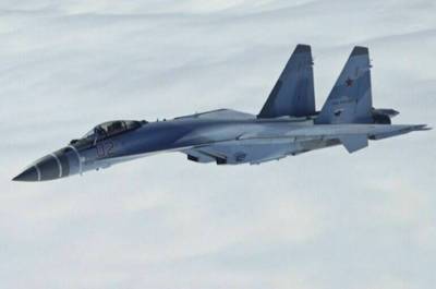 Российские истребители перехватили бомбардировщик США над Тихим океаном