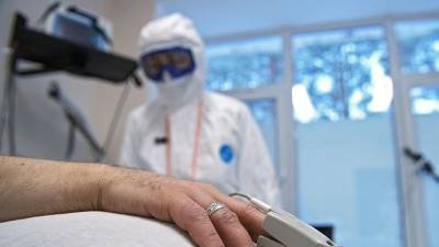 За сутки в Петербурге госпитализировали 355 человек с коронавирусом