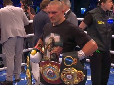 Украинский боксер победил британца и станцевал гопак (видео)