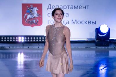 Волшебные кадры Медведевой на шоу "Влюблённые в фигурное катание". ФОТО