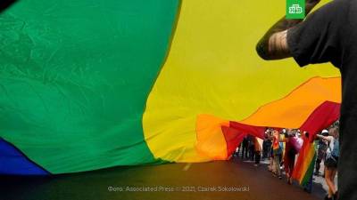 Швейцария легализовала ЛГБТ-браки