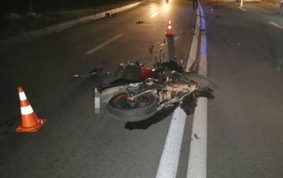 В Харькове в тройном ДТП погиб мотоциклист