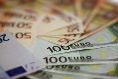 Курс евро устремился вверх на фоне выборов в бундестаг