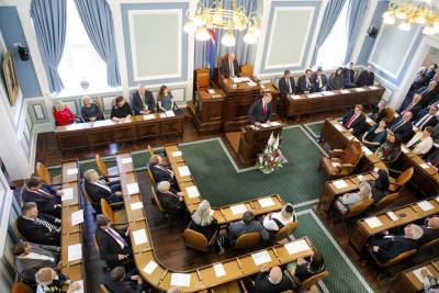 В Исландии избрали новый состав парламента: надежды на женское главенство не оправдались