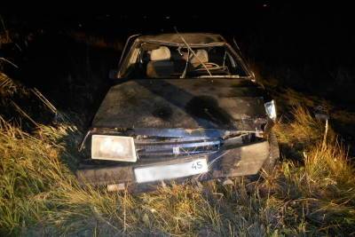 В Курганской области из-за пьяного водителя без прав серьезно пострадал пассажир