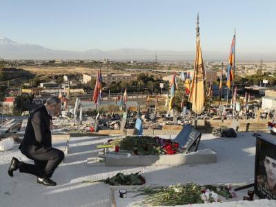 В Армении начались мероприятия по чествованию годовщины прошлогодней войны в Карабахе