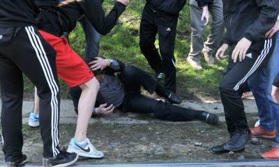 «Били ногами по голове». Три пьяных человека напали на 16-летнего подростка в Петрозаводске