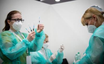 В Словакии допустили обязательную вакцинацию против Covid-19