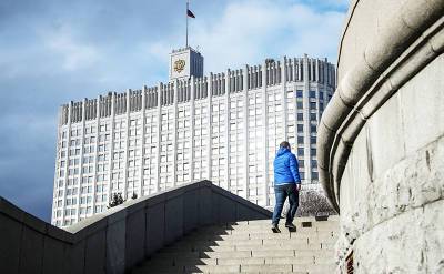 Российское правительство отклонило проект повышения МРОТ до 20 тысяч