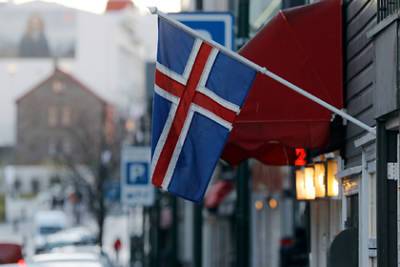 Исландия не стала первой страной Европы с большинством женщин в парламенте