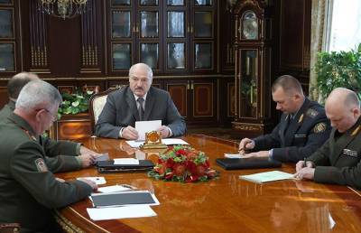 Лукашенко о ситуации на границе: Это гуманитарная катастрофа