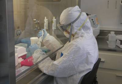 Во всем виноваты гены: биолог назвала новые причины риска смерти от коронавируса