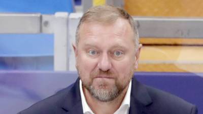 Владимир Воробьев покинул пост главного тренера ХК «Амур»