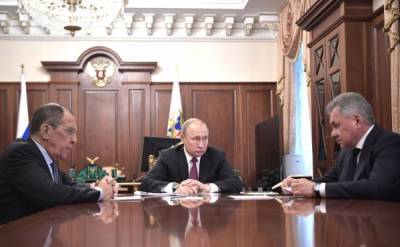Шойгу, Лавров и другие лидеры списка ЕР возглавят партийные комиссии, - Путин