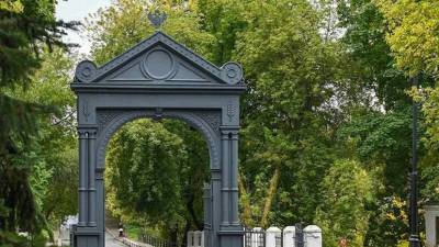 В Москве отреставрировали ворота Измайловской военной богадельни