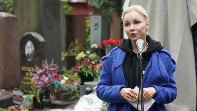 Марина Зудина прокомментировала открытие памятника Олегу Табакову