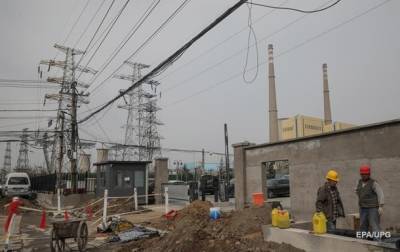 Китай столкнулся с кризисом в энергетике: закрывают заводы