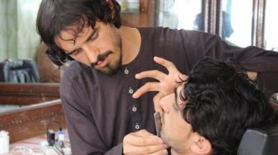 Талибы в Афганистане запретили мужчинам брить бороды