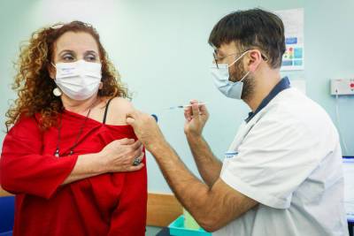 В Израиле тревожное увеличение пациентов в тяжелом состоянии, собирается кабинет по коронавирусу