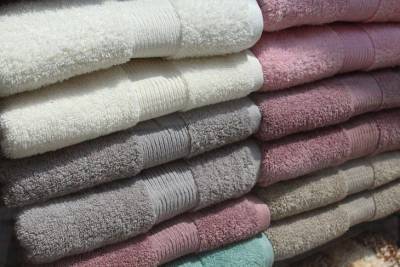 Как вернуть застиранным махровым полотенцам первозданный вид: лайфхак от хороших хозяек - skuke.net