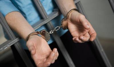 В Свердловской области арестовали участкового, обвиняемого в изнасиловании ребенка