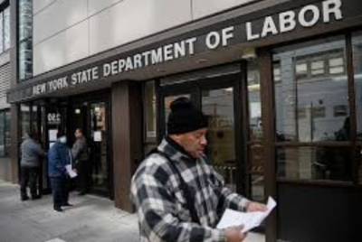 Заявки на пособие по безработице в США выросли на прошлой неделе - ожидалось снижение