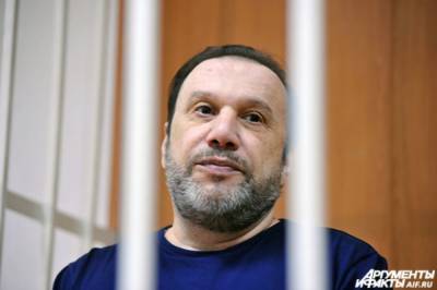 Мосгорсуд признал законным продление ареста Виктора Батурина