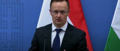 Венгрия обвинила Украину во вмешательстве из-за критики газового контракта с Россией