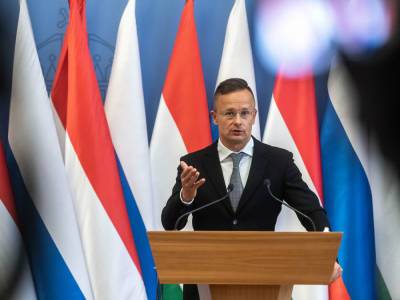 Сийярто обвинил Киев во "вмешательстве" во внутренние дела Венгрии из-за критики нового контракта с "Газпромом"