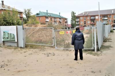 В Соль-Илецке владельцы частных домов выступают против строительства многоэтажки