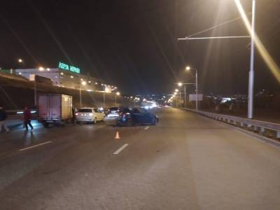 В Уфе столкнулись четыре автомобиля: пострадала девушка
