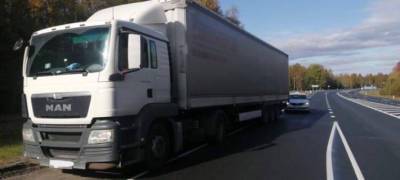 В Карелии 49-летний водитель многотонного грузовика попался пьяным за рулем