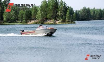 В Бурятии на озере Байкал нашли лодку пропавших рыбаков