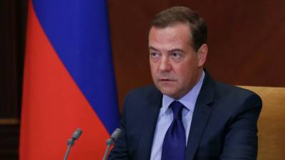 Медведев заявил о необходимости реагировать на нарушения со стороны IT-гигантов