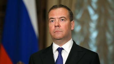 Медведев прокомментировал отказ ОБСЕ направлять наблюдателей на выборы в Россию
