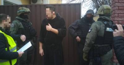 В Киеве будут судить мошенников, похищавших авто со штрафплощадок