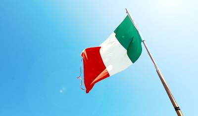 Италия рассмотрит вопрос сертификации «Спутника V»