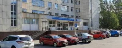 В Челябинске пациент выпал из окна ковид-госпиталя