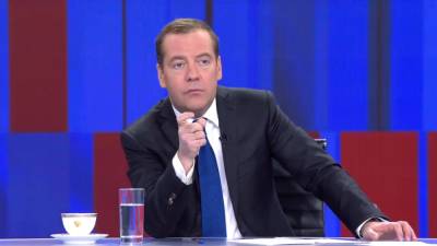 Медведев: для экс-президента было бы неправильным избираться в Госдуму