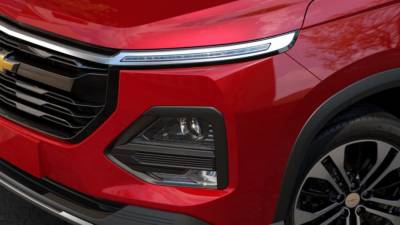 UzAuto Motors объявила цены на Chevrolet Captiva 2022. Автомобиль предлагается в четырех комплектациях