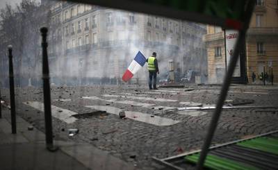 Paris Match (Франция): жители парижского пригорода Сен-Дени возмущены возведением стены для борьбы с наркоманами