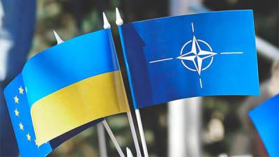Большинство украинцев поддерживают вступление в ЕС и НАТО - опрос Социс