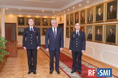 Министр МВД вручил награды полицейским, которые нейтрализовали пермского стрелка